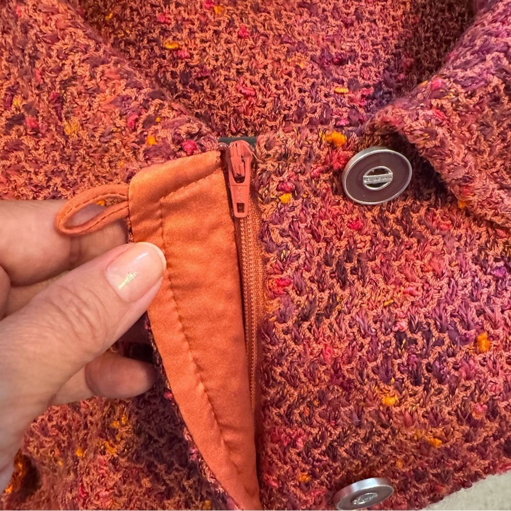 St. John Chic Pink and Orange Tweed Jacket - Picture 7 of 11